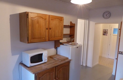 Blangy-sur-Bresle Apartment | La Calypso the 2-person studio (+ 1 child under 3) ideal for fishing