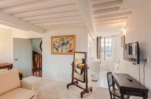 Honfleur House | La Demeure du Clocher 4 AC On the Port & Place Sainte-Catherine 8 g