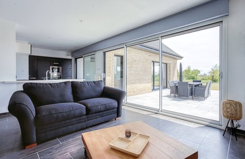 Bambecque House | La Fauconnière - Three Bedroom House, Sleeps 6