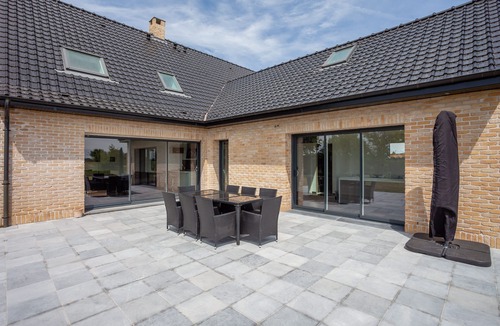 Bambecque House | La Fauconnière - Three Bedroom House, Sleeps 6