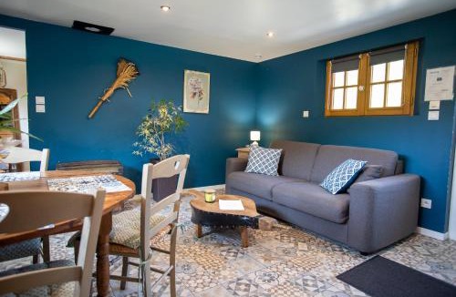 Arrest House | La ferme de Mademoiselle Jeanne