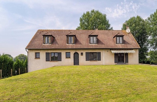 Fontenay-Tresigny House | La Graviere - Detached 28pers villa near Paris