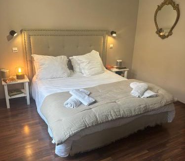 Cambrai Apartment | La Liberté, Loft 90 m2 rénové centre-ville, terrasse amenagee, jeux & parking