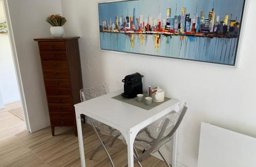 Medan Bed & Breakfast | La Louisou