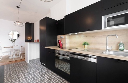 La Madeleine Apartment | La Madeleine-Beautiful bright two bedroom apart