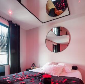 Bethune Apartment | La Maison Coquine