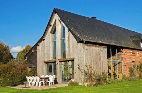 Fresne-le-Plan House | La Maison de Campagne