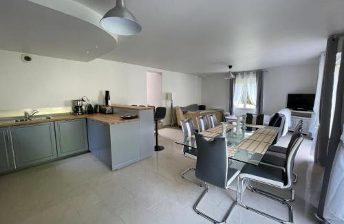 Binson-et-Orquigny House | LA MAISON DE DELSY