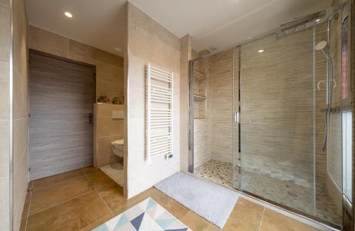 Tourcoing House | La Maison de Rania - Moins dun km de la gare