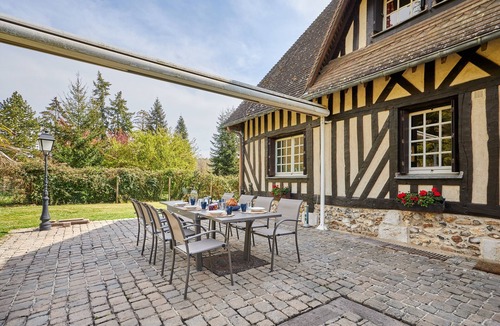 Beaumont-le-Roger House | La Musardière - Cottage avec Grand Jardin