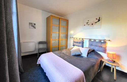Gif-sur-Yvette Apartment | La Perla : F2 sans vis-à-vis, au pied du RER B