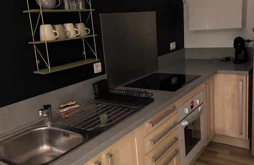 Quaedypre Apartment | La Petite C'rénité (self-catering cottage) 2 steps from BERGUES and the coastal beaches