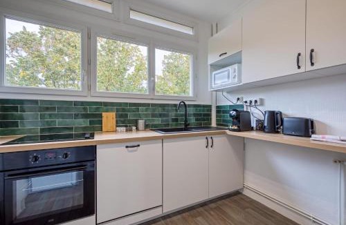 Centre Ville Rive Gauche Apartment | La Suite des 3 Tours spacieux 3 chambres