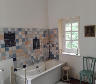 Saint-Firmin-sur-Loire House | La Tour Des Douves