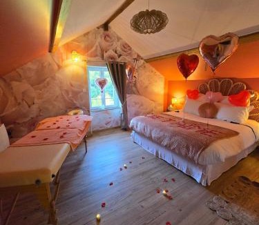 Saint-Denis-de-Mere House | La Vallée Secrète - Love Hôtel