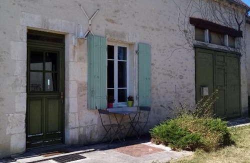 Lain House | LA Vinee Gîte max 8 pers, maison familiale