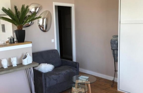 Deauville City Centre Apartment | " La Vue " - Studio en Bord de Mer