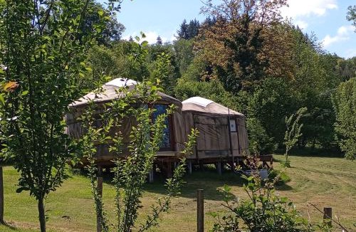 Planchez Other | La yourte au pré du réu
