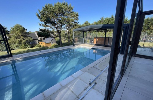 Quend-Plage-les-Pins Villa | Large 14 Pers villa with heated pool 200 m from the sea