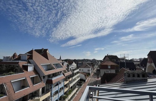 Le Touquet-Paris-Plage Apartment | Large 80 m2 2-bedroom duplex apartment in town center