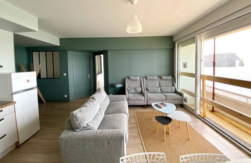 Etretat Apartment | Large apartment with panoramic sea view