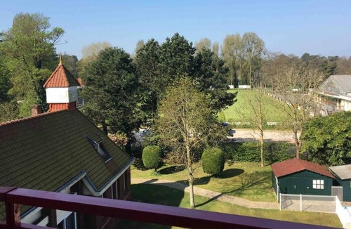 Condette Apartment | Large Bright Studio, Rest, Sea, Forest, Tennis court