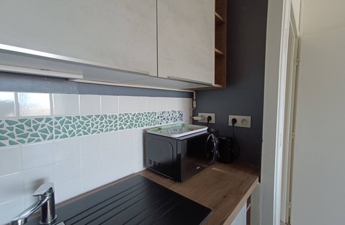 Courseulles-sur-Mer Apartment | Large, cosy T2 apartment, fully renovated, sea view, ideally located