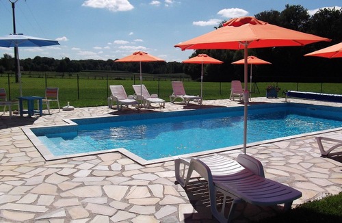 Commenailles House | Large cottage sleeps 12 - nature - jura - countryside - near vineyard