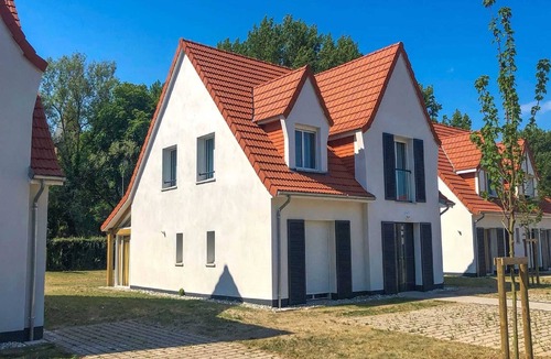 Berck-sur-Mer House | Large Holiday Home by Coast