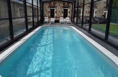 Monthois Villa | Large self-catering cottage with private, covered, heated swimming pool and Nordic bath.