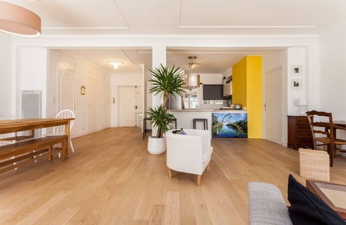 Gares Apartment | Large T3 with & balcony near train station ☀ ☀ ☀ ☀ ☀