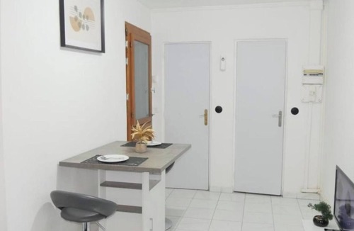 Eragny Apartment | Le Bac d'Eragny