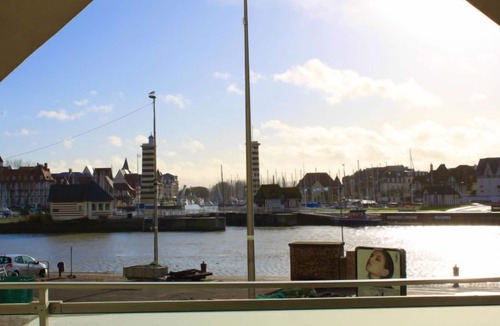 Trouville-sur-Mer Apartment | Le Beach by Interhome