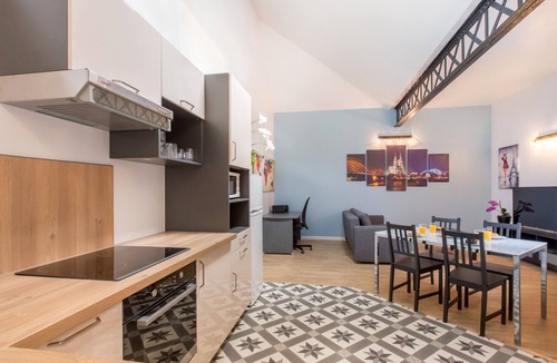 Tourcoing Apartment | Le Business! Appartement Avec Bureau et Imprimante