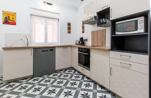 Tourcoing Apartment | Le Business! Appartement Avec Bureau et Imprimante