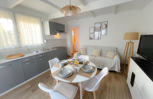 Bleriot-Plage House | Le Côtier, charmante maisonnette en bord de plage