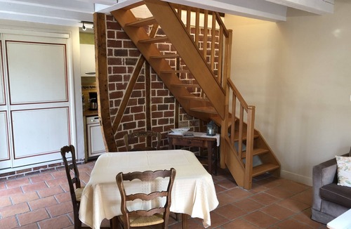 Crecy-en-Ponthieu Cottage | Le Capucine, Baie de somme sea and forest