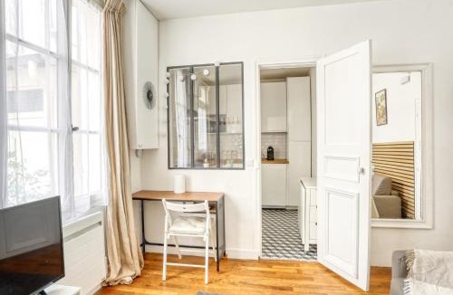 Notre-Dame Apartment | Le Chat Botté - Versailles