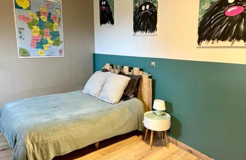 La Cerlangue House | le chat du clos des nandous