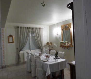 Veulettes-sur-Mer House | Le Clos des Camélias, 4 chambres- 8 personnes- 300m de la plage