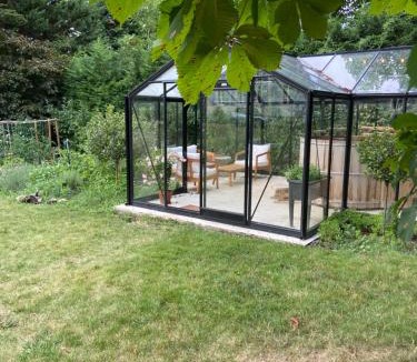 Asnieres-sur-Oise Bed & Breakfast | Le Clos des Fées