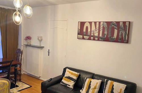 Colombes Apartment | Le Colombier