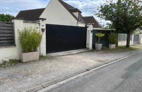 Senlis Apartment | Le Faubourg Saint Martin Senlis