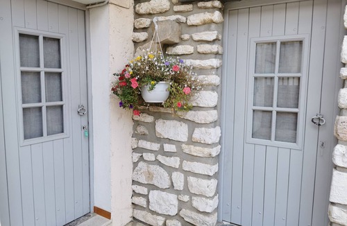Villiers-en-Desœuvre House | "Le Gîte" Beauty and well-being 21km from Giverny
