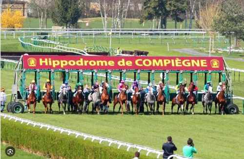 Margny-les-Compiegne Apartment | Le Grainetier - 5 min de la gare