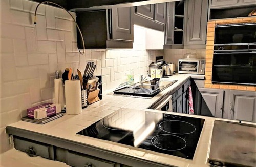 Soissons Apartment | Le Greyhound - Grand Appartement Centre-ville