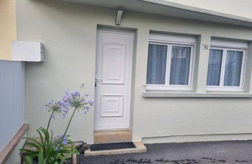 Charleville-Mezieres House | Le Haut du Theux - Gîte de vacances