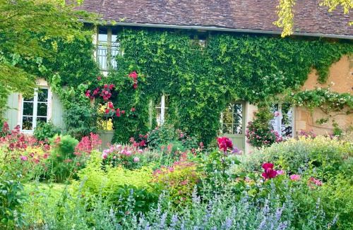 Neuilly-en-Sancerre House | Le Jardin de Marie - le gîte 12 pers Sancerre