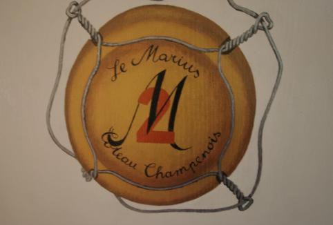Les Riceys Hotel | Le Marius