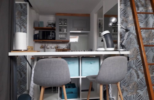 Montargis Apartment | Le Mini Loft * La Suite, Montargis.